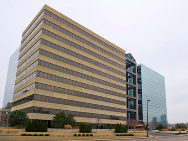 NobleProg Training Place, City  Kansas City, MO - Regus – Two Pershing Square (Crown Center)